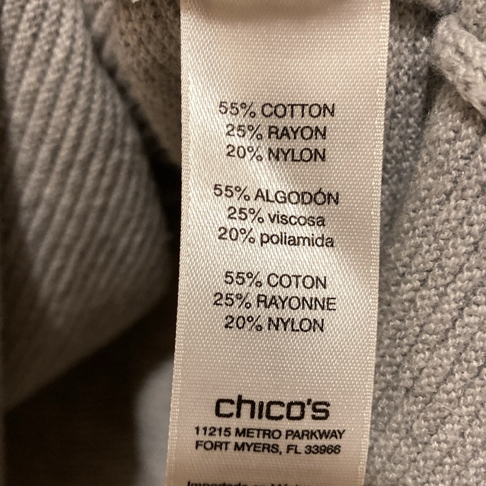 Chico’s Light Gray Ribbed lightweight Knit Top - Picture 3 of 4